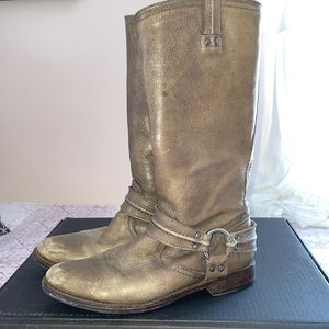 ❤️ Sold❤️ Frye 77952 Maxim Trapunto Harness Boot in Khaki Leather Moto Boot